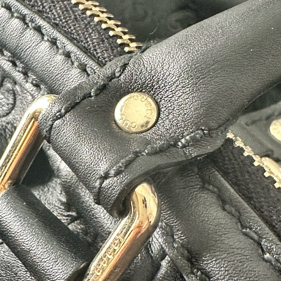 Authentic Gucci Black Sukey Convertible Boston Embossed Leather Shoulder Bag - Picture 6 of 16